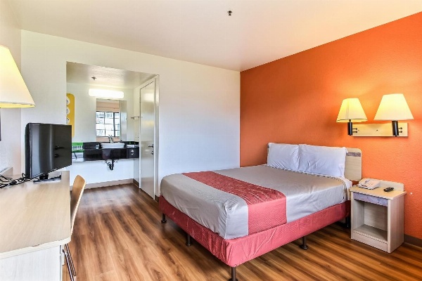 Motel 6-Salinas, CA - North Monterey Area image 4